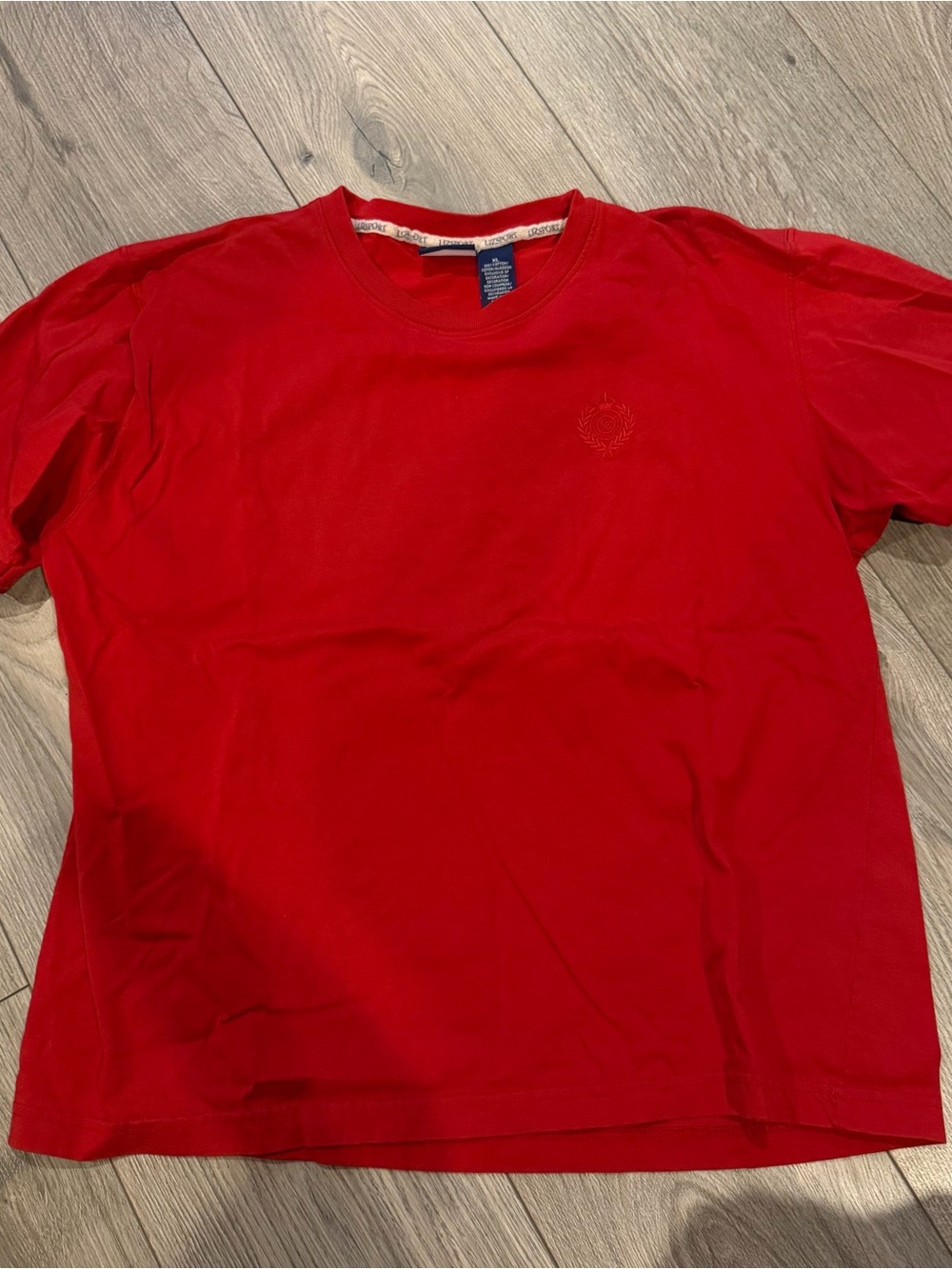 Vintage 100% cotton Classic Red Crewneck T-Shirt - Lizsport Size XL